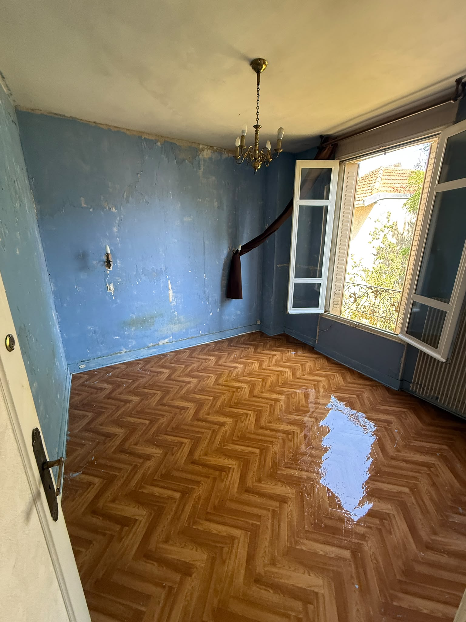Appartement livré propre après débarras AMS